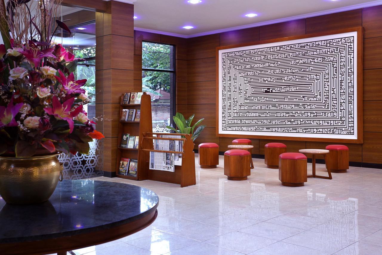Multazam Hotel Solo 외부 사진