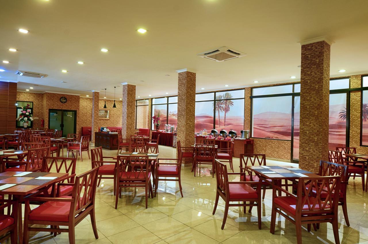 Multazam Hotel Solo 외부 사진